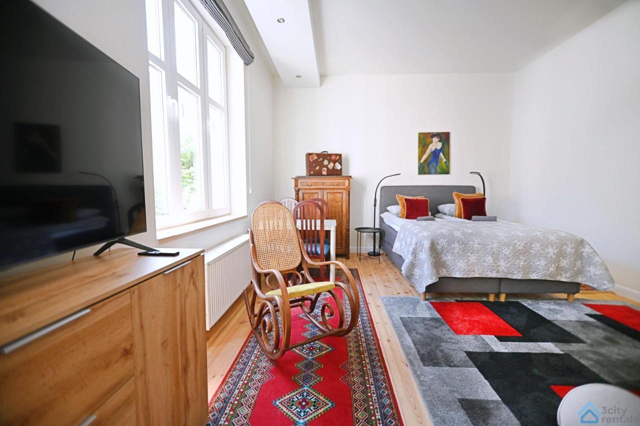 Beige And Red 3City Studio In Sopot With Outdoor Parking By Noclegi Renters Zewnętrze zdjęcie
